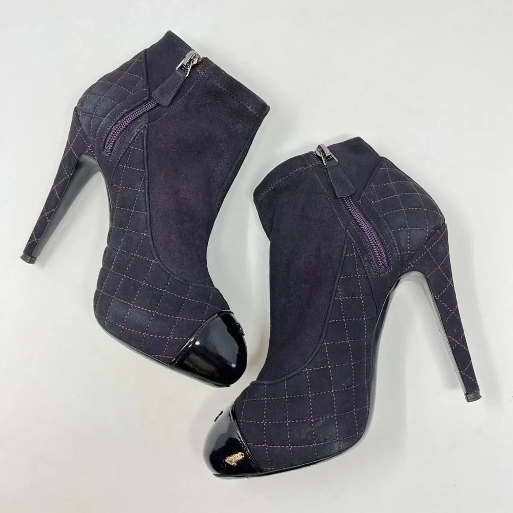Chanel Quilted Ankle Boots Booties Heels CC Logo Cap Toe Purple Black 40 9 9.5